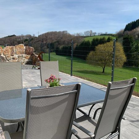 Hof Goerrespesch-Ferien Im Herzen Der Schneifel Schlausenbach Eksteriør bilde